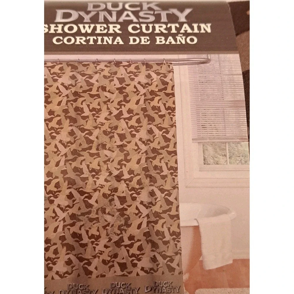 Duck Dynasty Shower Curtain Brown Camo Flying Ducks‎ 70x72 Polyester New